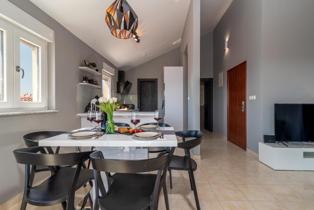 Apartment No. 8 Trogir Eksteriør bilde