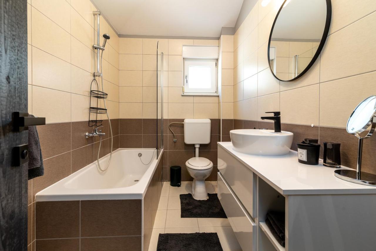 Apartment No. 8 Trogir Eksteriør bilde
